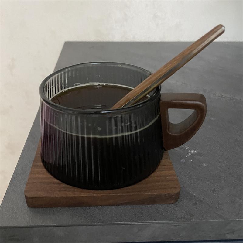 200ml gestreiftes Glas Kaffeetasse und Untertasse Set Eiskaffee Americano Tasse mit Holztablett Löffel Wiederverwendbare Barista Kaffee Werkzeuge