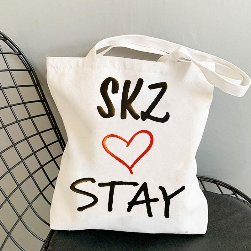 

Stray Kids SKZOO Портативная сумка для покупок FELIX Сумки-тоут SKZ Холщовые сумки для покупок ХАН БАН ЧАН ЧАНБИН СЫНМИН ХЁНДЖИН ЛИ НОУ 24*26cm