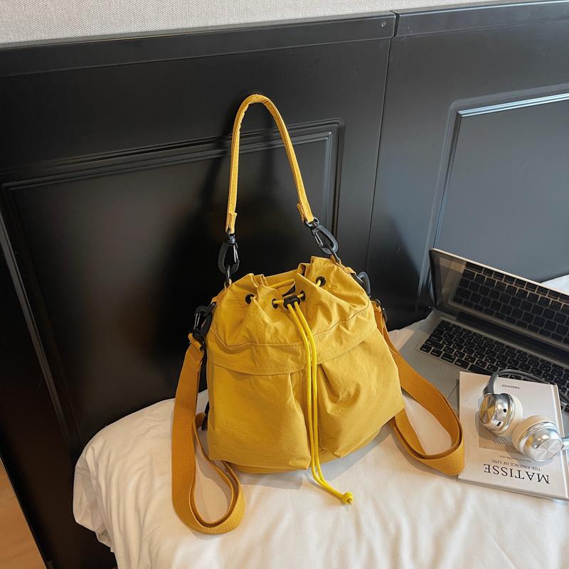 Multifunktionale Umhängetasche mit großer Kapazität Damen Rucksack mit Kordelzug Mehrfachtasche Umhängetasche