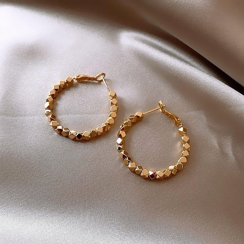 Accessible Luxury Small Pieces of Silver Golden Women's Best Selling Unique Earrings