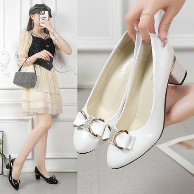 Fashion 2025 Women's Dress Shoes Patent Leather High Heel Shoes Medium Heel Office Women's  Metal Bow