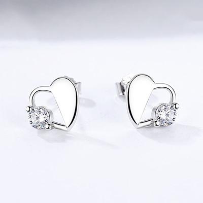 Heart-shaped Stud Earrings, Femininity, Simple Hollow-set Diamonds, with Your Ears In Your Heart, Jewelry, Niche Design Accessories