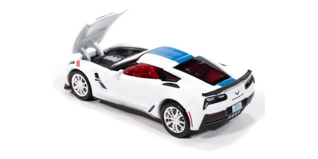 Kyosho AUTO WORLD 2018 Chevy Corvette Grand Sport Arctic White Finished Model AWSP176A 1/64