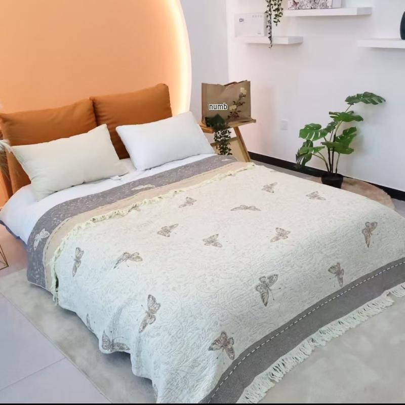 Brangdy Gauze and Hemp Air Conditioning Quilt