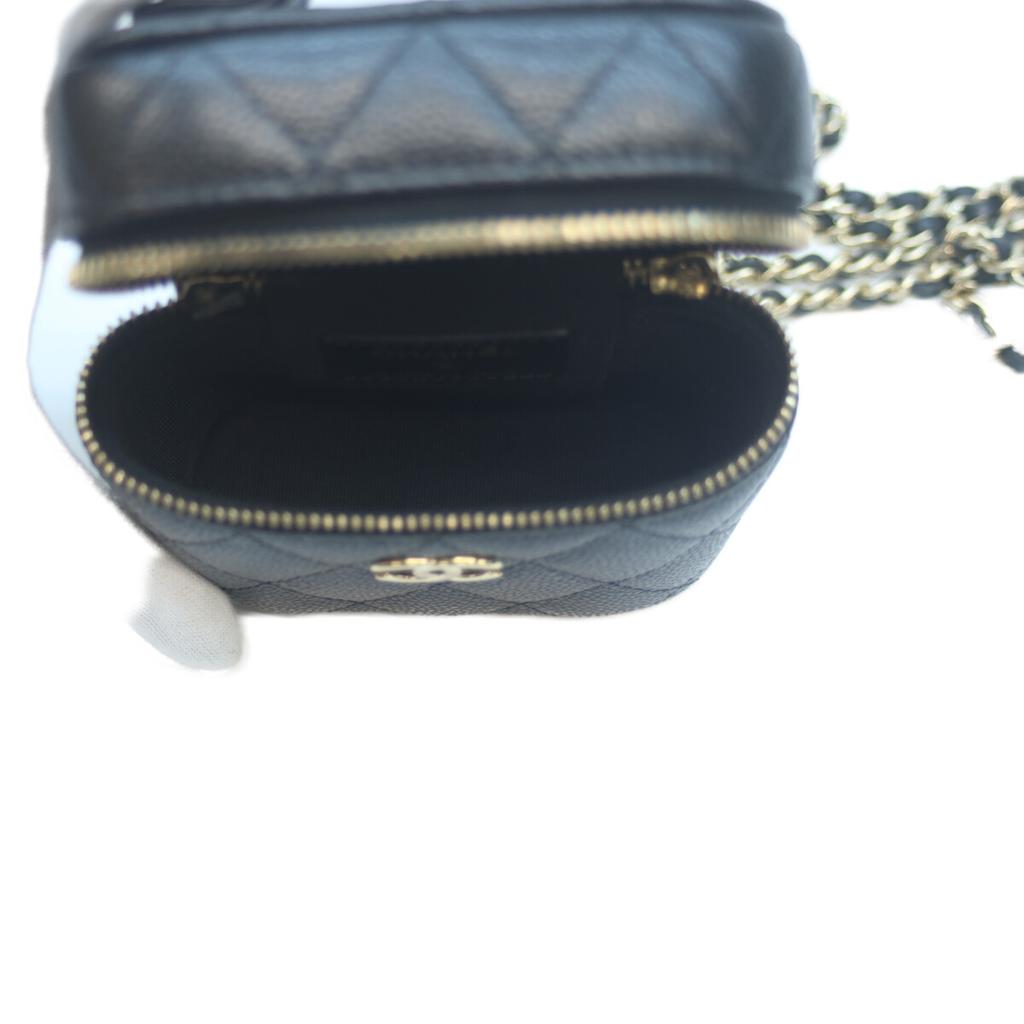 CHANEL No. 31 AP2503 Black Caviar GHardware Small Vanity Chainshoulder Shoulder bag blackUsed
