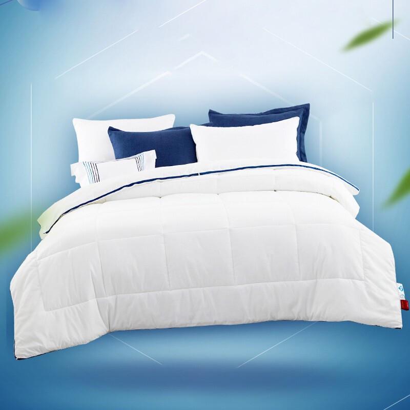 

Mengjie Elegant Silky All-Season Duvet Set