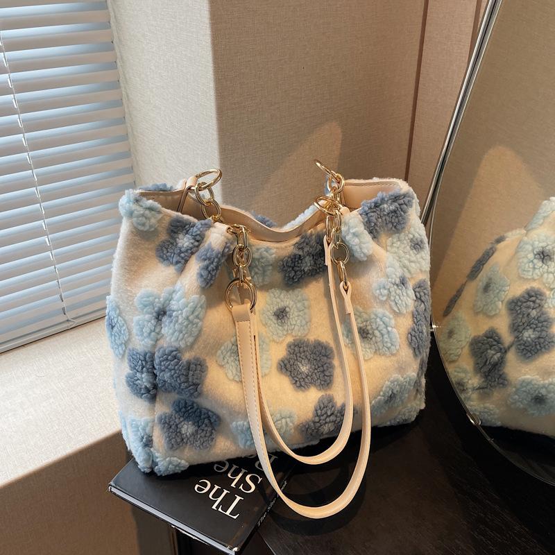

Іноземне замовлення великої місткості плюшева сумка 2024 нова модна жіноча сумка повсякденна універсальна квітка плюшева сумка через плече косий span span синій