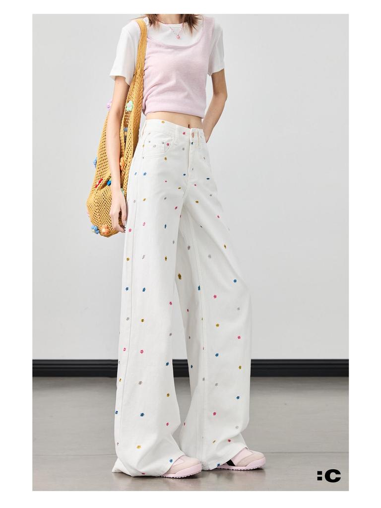 2026 Spring/Summer Women's Plus Size High-Waisted Wide-Leg Jeans with Floral Embroidery - White, Slimming, Versatile