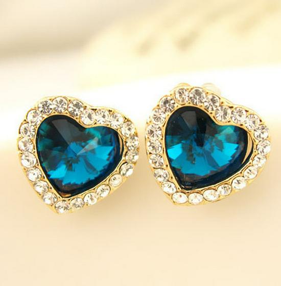 Elegant Crystal Heart Stud Earrings - European & American Fashion Style