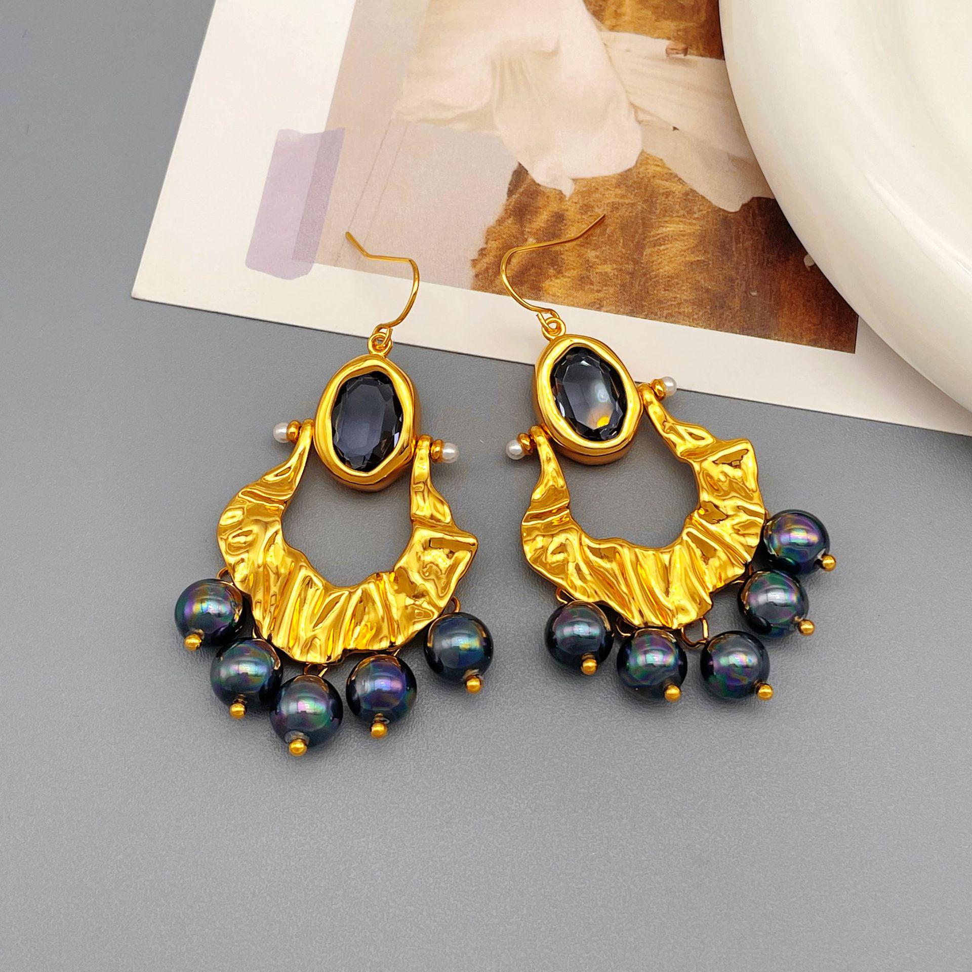 

French Retro Pearl Tassel Irregular Pleated Dangle Earrings - Stylish & Unique Design