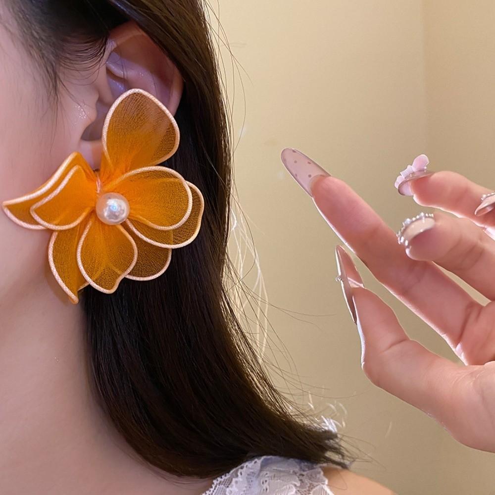 Big Floral Iron Mesh Flower Earrings Iron Wire Ladies Stud Earrings  Daily Wear