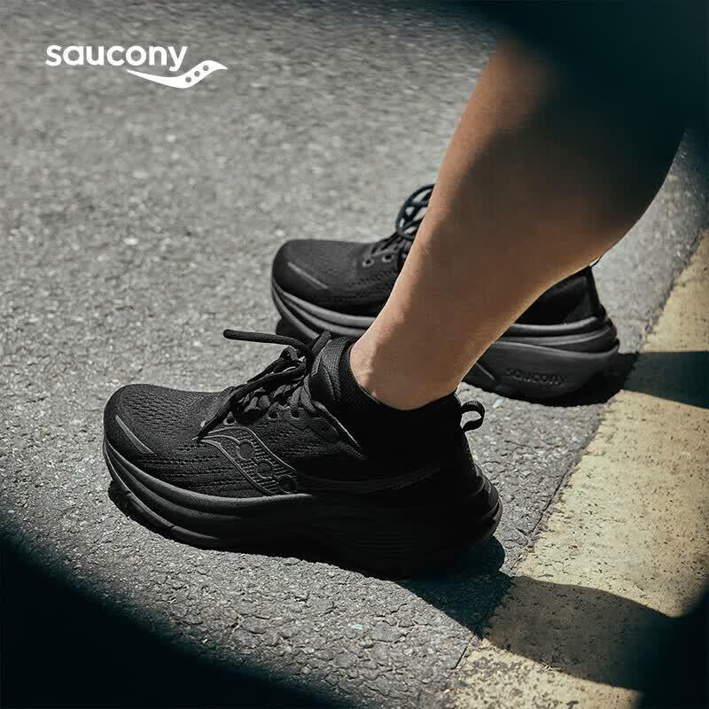 Saucony Hurricane 25 Stability Running Shoes