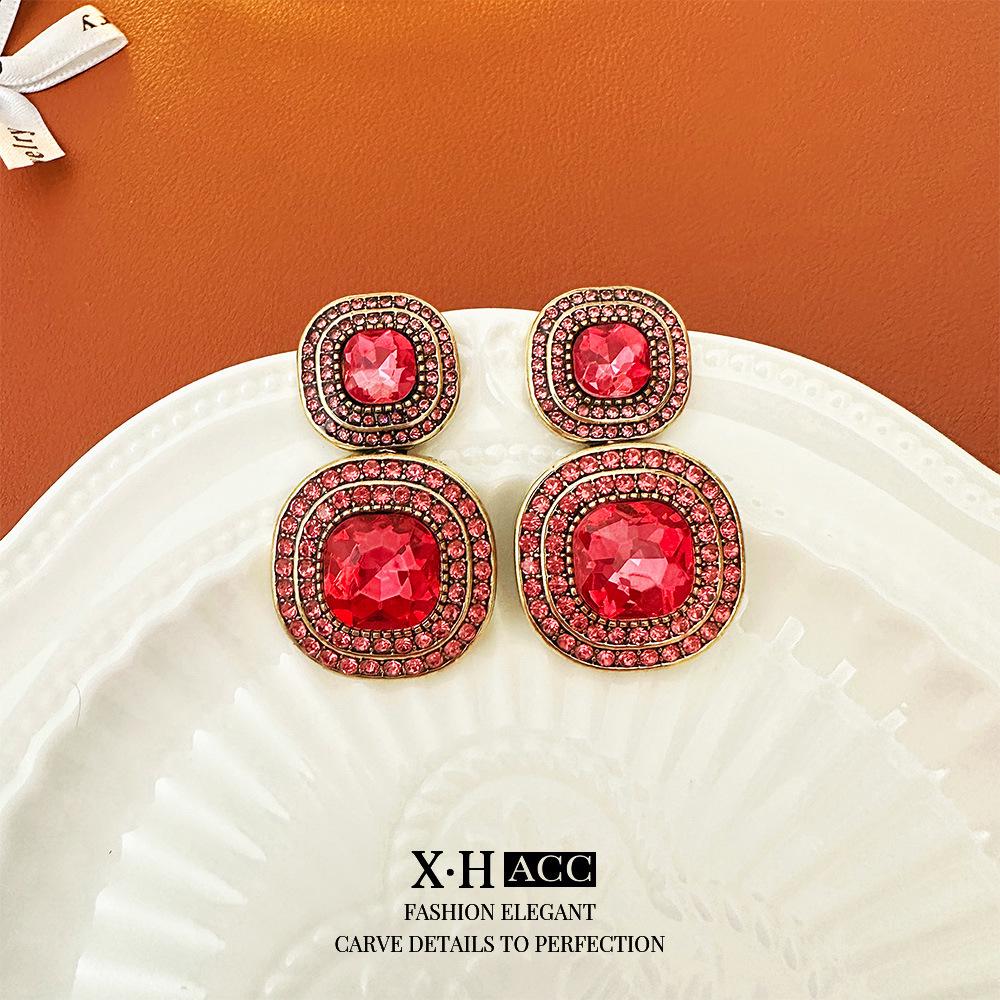 Vintage Bow Earrings: Timeless, High-End Retro Fashion Accessory