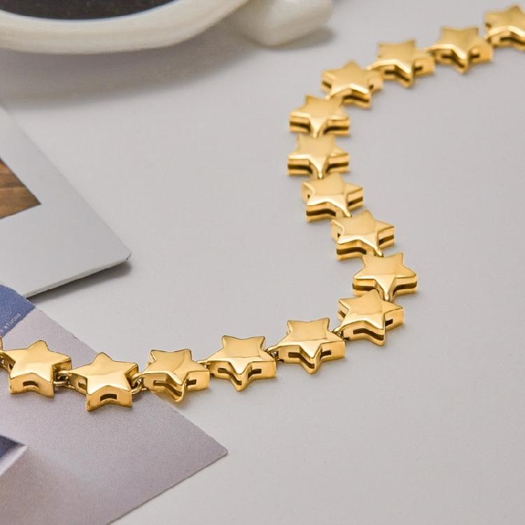 Versatile Length Heart Charm Bracelet Crafted With Allergy Friendly Stainless Steel And Sparkling Cubic Zirconia Stones