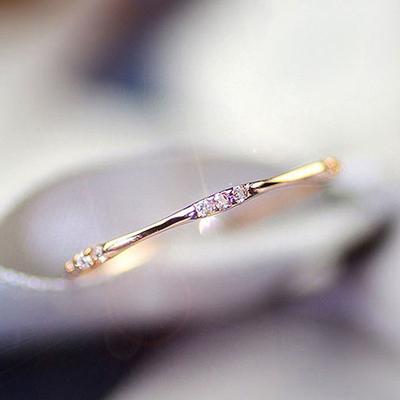 Fijne Ring Ring, Exquise Micro-Ingelegde Zirkonia Strip Ring, Modieuze Zelfdiscipline Gepersonaliseerde Staartring