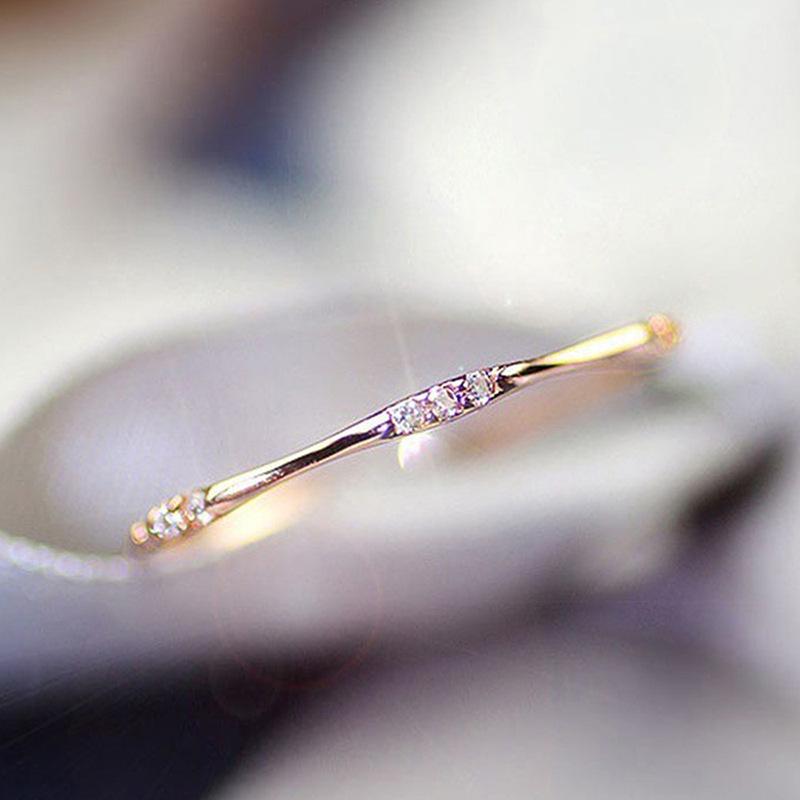 Fine Ring Ring, Exquisite Micro-Inlaid Zircon Strip Ring, Fashionable Self-Discipline Personalized Tail Ring