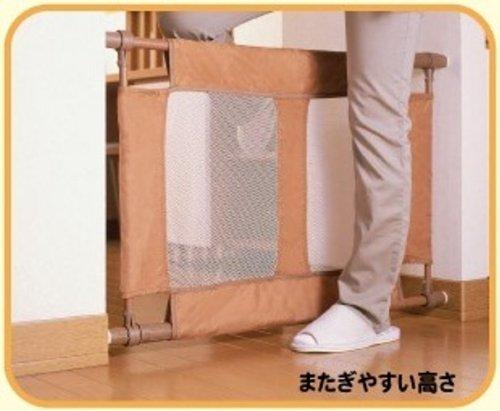 GREEN LIFE Baby Fence Medium, 90-130cm Wide X 4.3cm Deep X 60cm High, Fits Any Doorway, RBF-MY(BR)