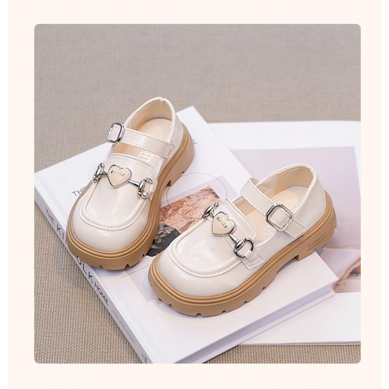Girls Platform Mary Jane Shoes Children Heart Buckle Strap Thick Heels Pumps Woman Black Patent Leather Lolita Shoes kids loafer