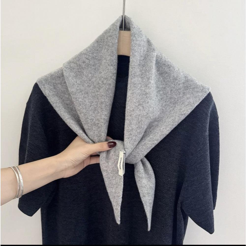 

Shawl with small vest, wool knitted scarf ins wind multi-functional triangle scarf, autumn and winter neck protection warm shawl светло-серый
