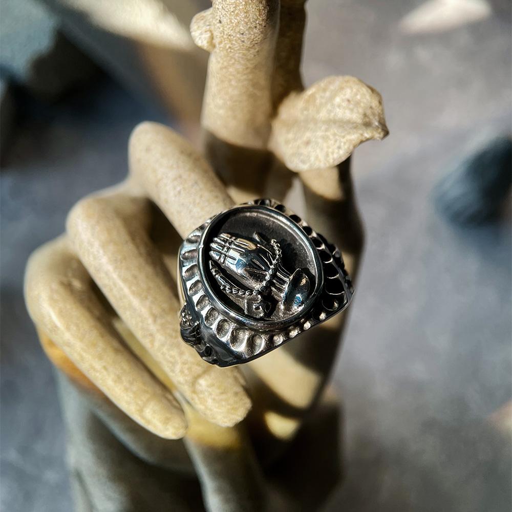 Retro Praying Hands Large Ring For Men Stainless Steel Ring Punk Gothic Hiphop Accessories Christian Gift For Family