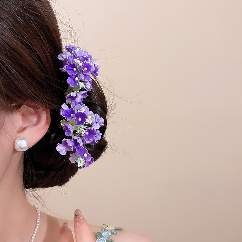 Sweet Pastel Floral Hair Clips Artificial Flower Bouquet U Pins Delicate Hair Accessories For Wedding Party Daily Hair Styling