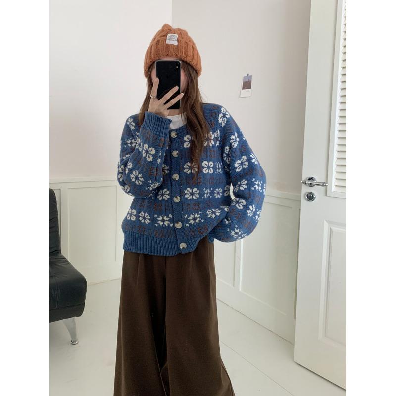 

Осень и зима новый ретро жаккардовый вязаный кардиган свободный дизайн нишевый мягкий ворсистый свитер куртка женская one size fits all синий