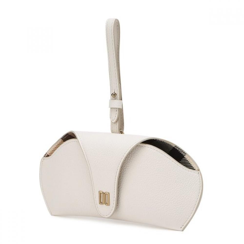 

Dcho4f230iv [рекомендовано Як Подарунок] Слонова кістка Dd Логотип шкіряний футляр для окулярів та брелок Single option