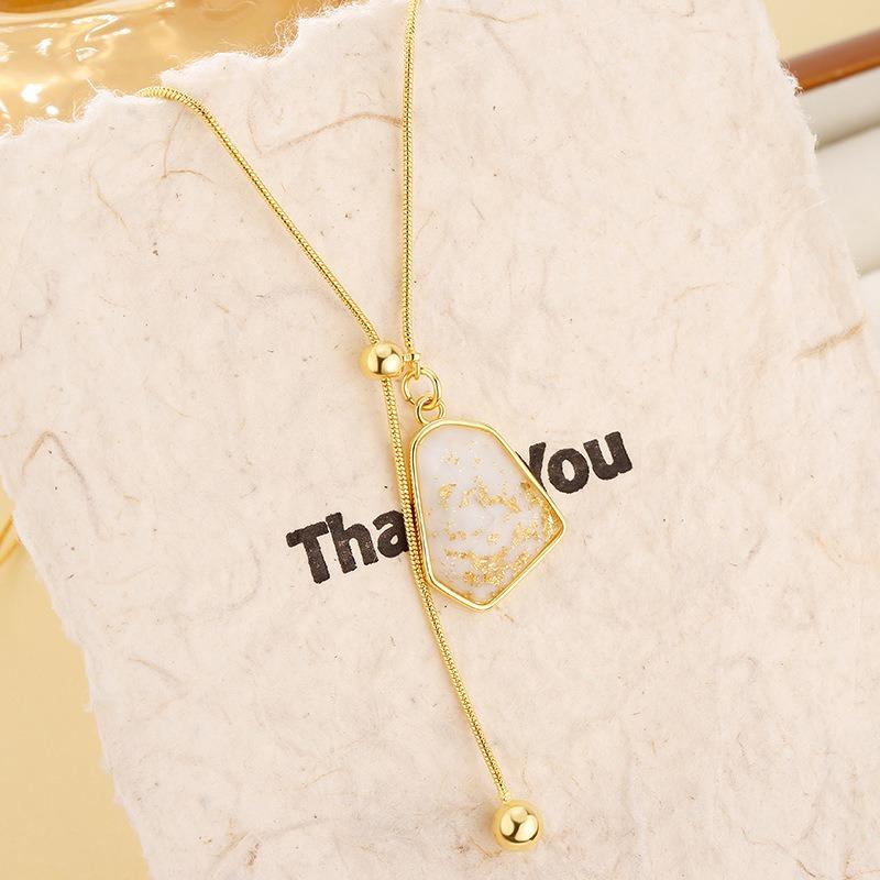Gold Plated Irregular Round Pendant Necklaces for Women Luxury High-end Adjustable Necklace Fashion Charm Jewelry Daily Wear