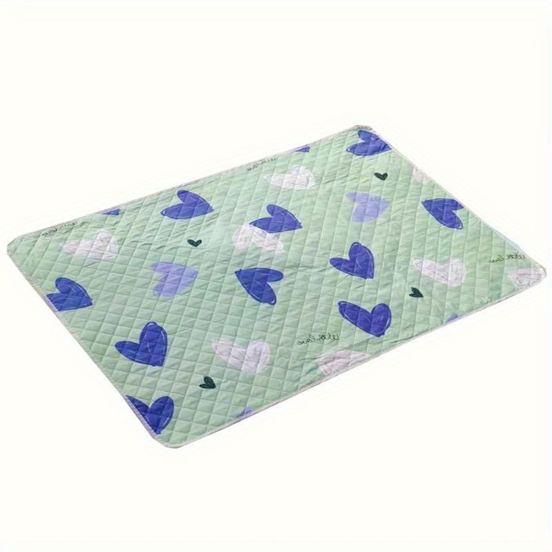 

Pet Cage Mat (Reusable) – Suitable for Hamsters, Rabbits, Guinea Pigs, Cats & Reptiles, Durable Washable with Fun Prints зелений