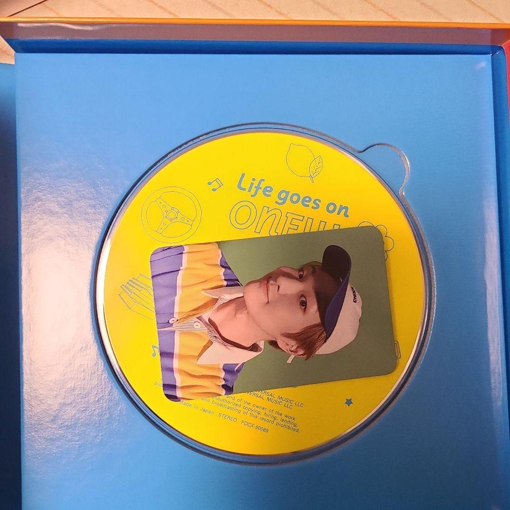 [USED] FC Limited Edition ONE W Life goes on