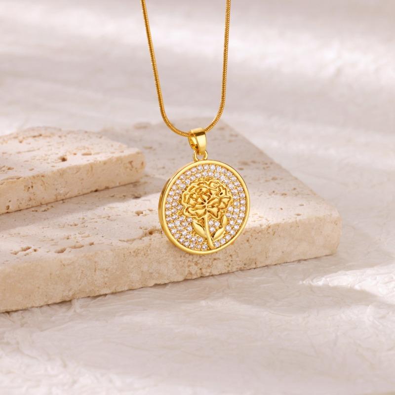 Design sense niche December flower pendant necklace hip hop European and American jewelry personality trend simple fashion advanced