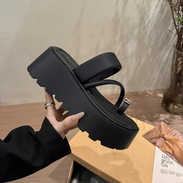 Fashion Shoes Summer Clogs Woman Loafers Slippers Soft Slides Platform Rubber Flip Flops Pantofle Fashion Beach Comfort Hawaiian 2025