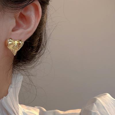 Fever Love Metal Stud Earrings Ins Fashion Personality Cold Wind High Sense Unique Earrings Women Without Earrings