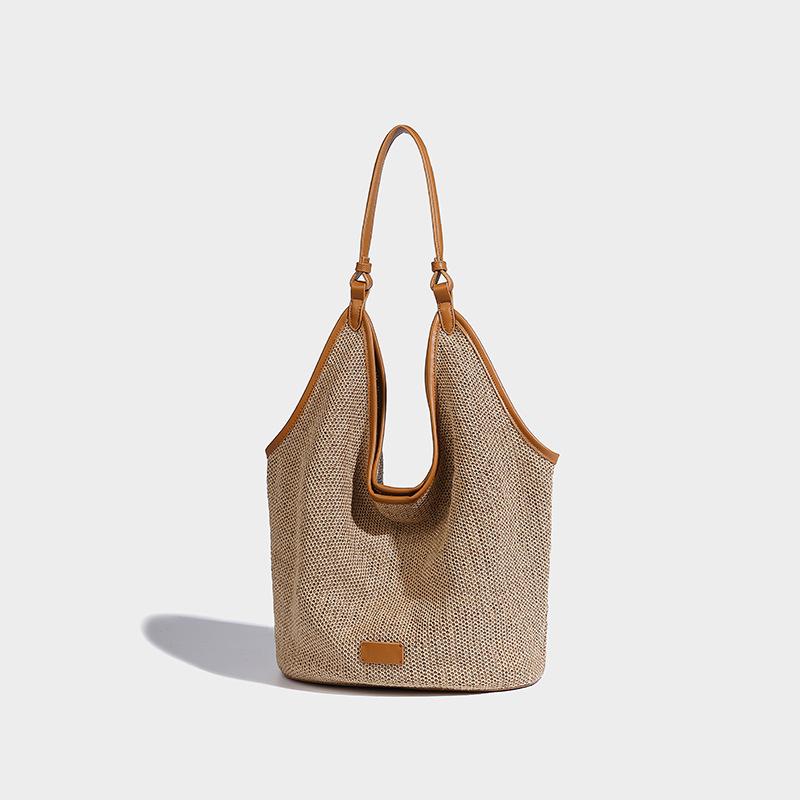 

Large-capacity woven tote women s 2024 new summer leisure underarm versatile commuting shoulder and mother bag коричневий