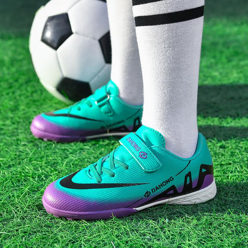 

Girls football shoes new Velcro student training shoes youth lawn broken nails boys football shoes 39