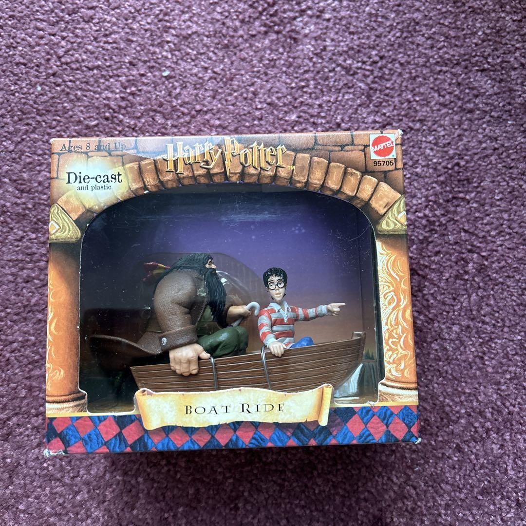 

[Б/У] Фигурка Гарри Поттера для лодочной прогулки