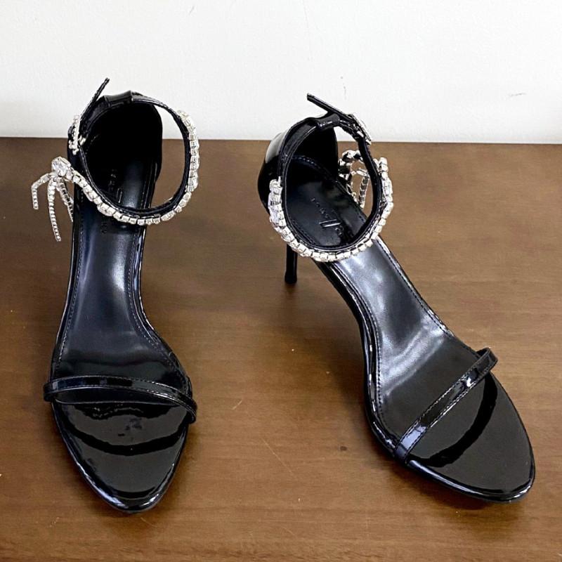 Fashion Luxury Rhinestone Pointed Toe Buckle High Heeled Sandals Women High Quality Crystal Ankle Strap Slide Sandals Banquet Dress Shoe
