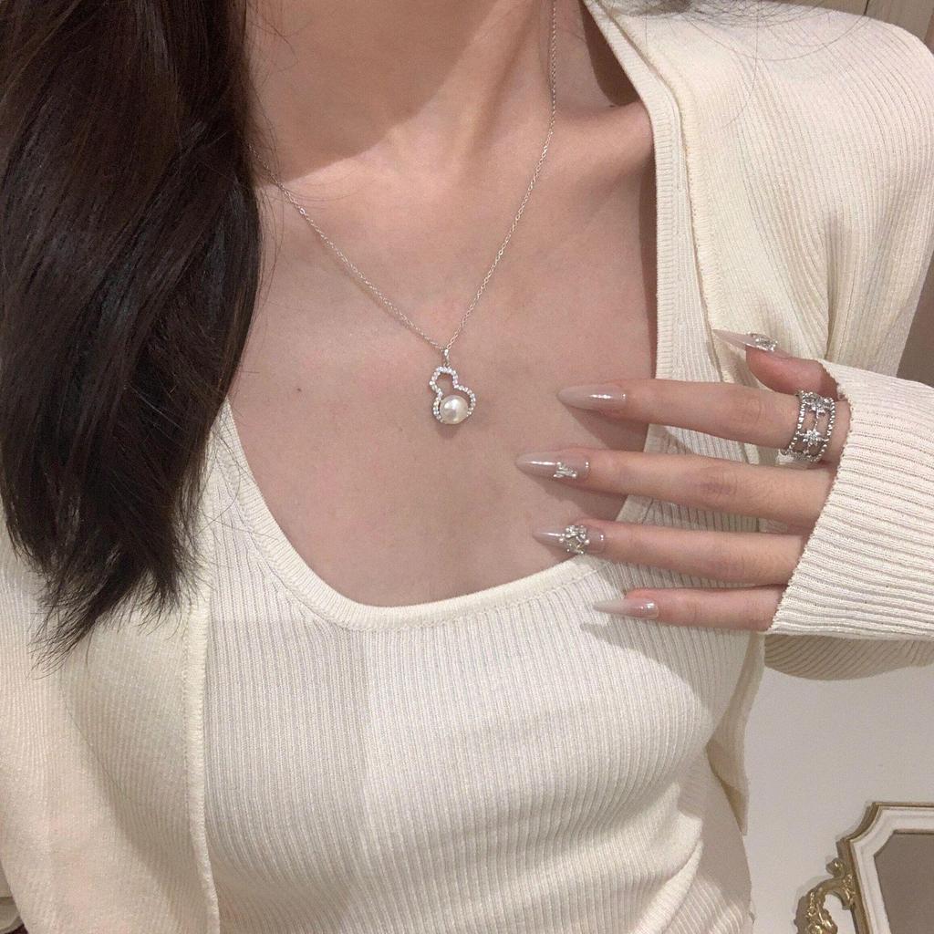 Elegant S925 Sterling Silver Diamond Gourd Pendant Pearl Necklace - High-End Fortune & Blessings Women's Collarbone Chain