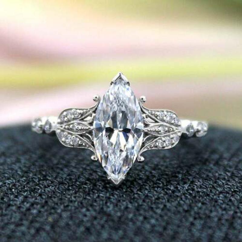 Trends Silver Color Rings for Women Inlaid Crystal Marquise Cubic Zirconia Stylish Party Jewelry Fashion Rings
