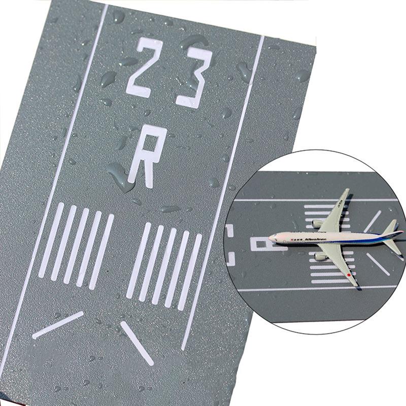 Diy Mini Simulation Passenger Aircraft Model Runway Platform Civil Flight Takeoff And Landing Background Sand Table Toy 15X10Cm