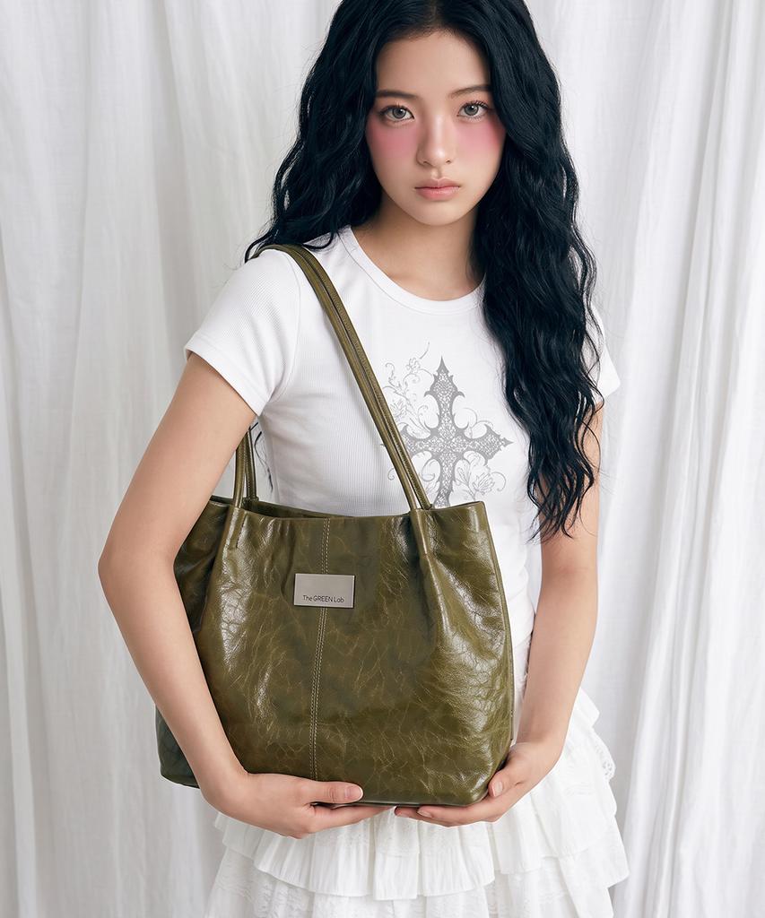 The Green Lab Soft Crack Square Shoulder Bag [Olive]