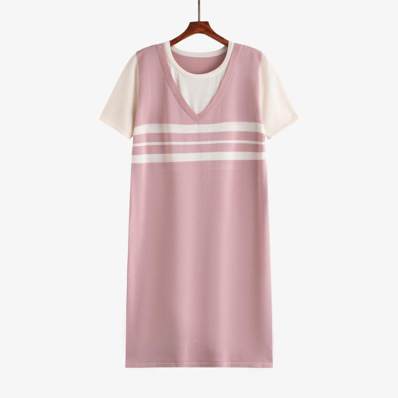 

Женское платье-футболка с V-образным вырезом и эффектом двойки, женское прямое летнее трикотажное платье с коротким рукавом 3XL розовый