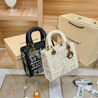 New Fashionable Leather Handbags All Matching Simple Women's Cross Body Bags Large Capacity Casual Luxury Shoulder Bags