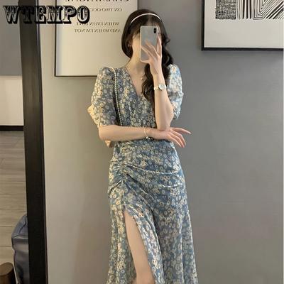Summer Floral Dress Design Sense French V-neck Temperament Thin Waist Knee-length Dress