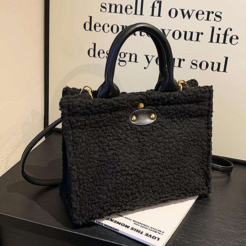 Lamb Wool Plush Bag Women's Large-capacity New Autumn and Winter Messenger Bag Portable Commuter Tote Bag