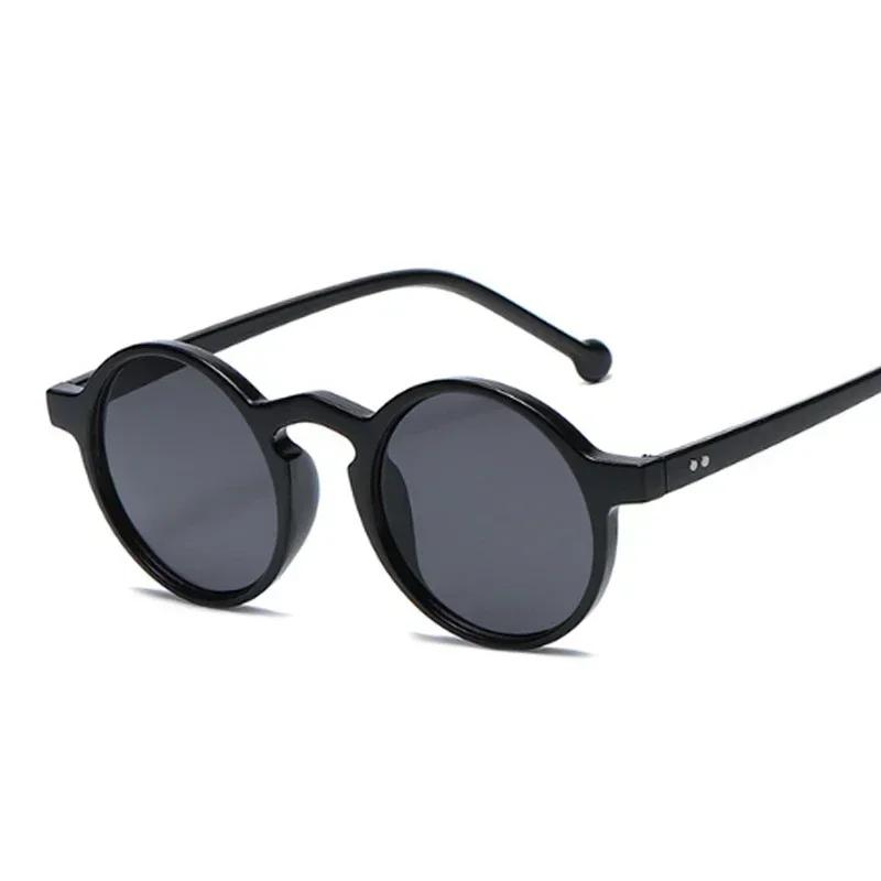 Klassische quadratische lässige Mode-Sonnenbrille Damen Herren Vintage stilvoll ovalförmig minimalistisch weiblich männlich