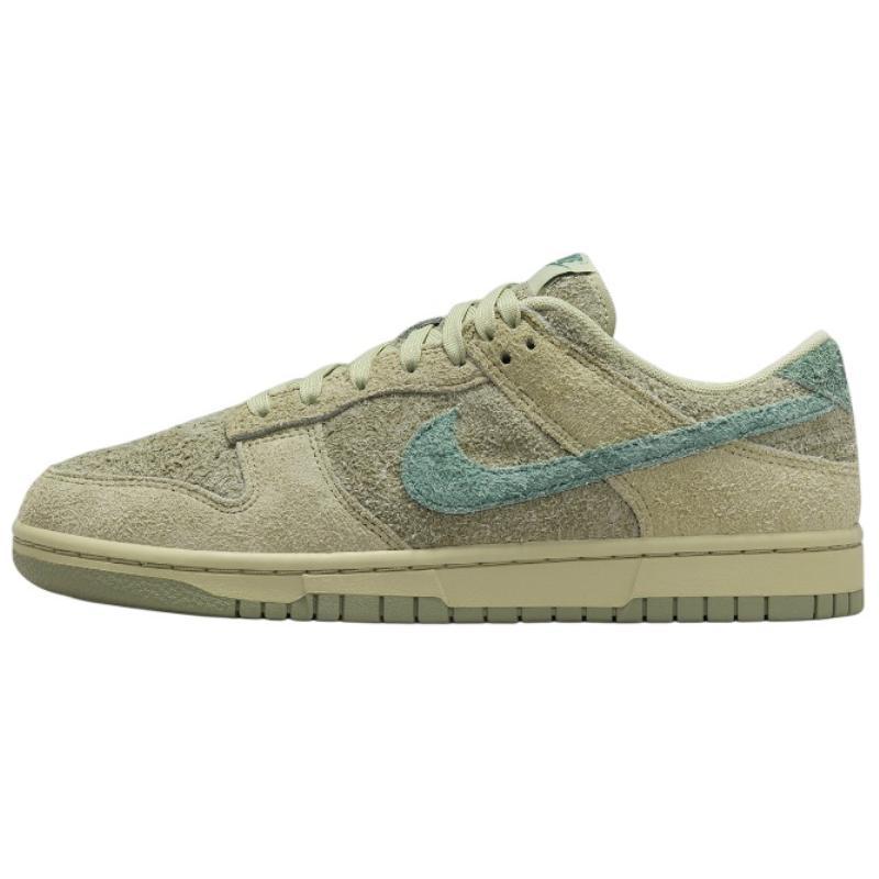 Nike Dunk versatile low-top skateboard shoes for women in green and blue