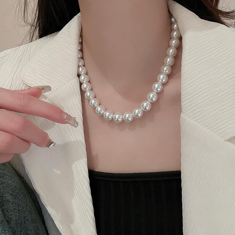 French Long Stacked Colored Pearl Necklace, Simple Temperament Collarbone Chain, Retro Necklace for Women