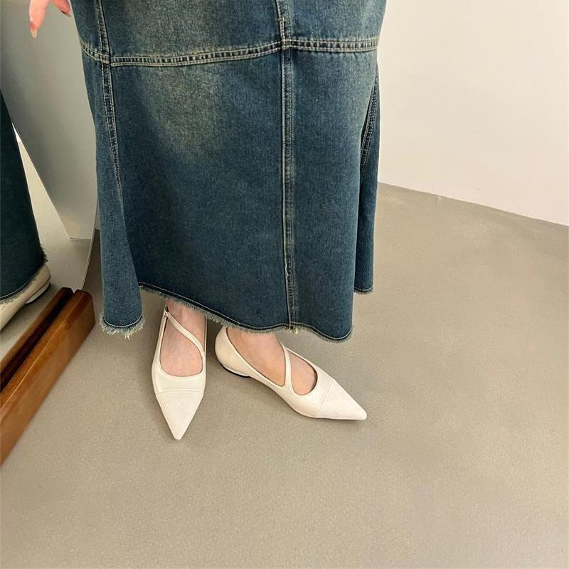 Fashion Single Shoe Women's Spring and Summer New Retro Brown Pointed Leather Shoes with Shallow Mouth Buckle Strap French Flat Shoes