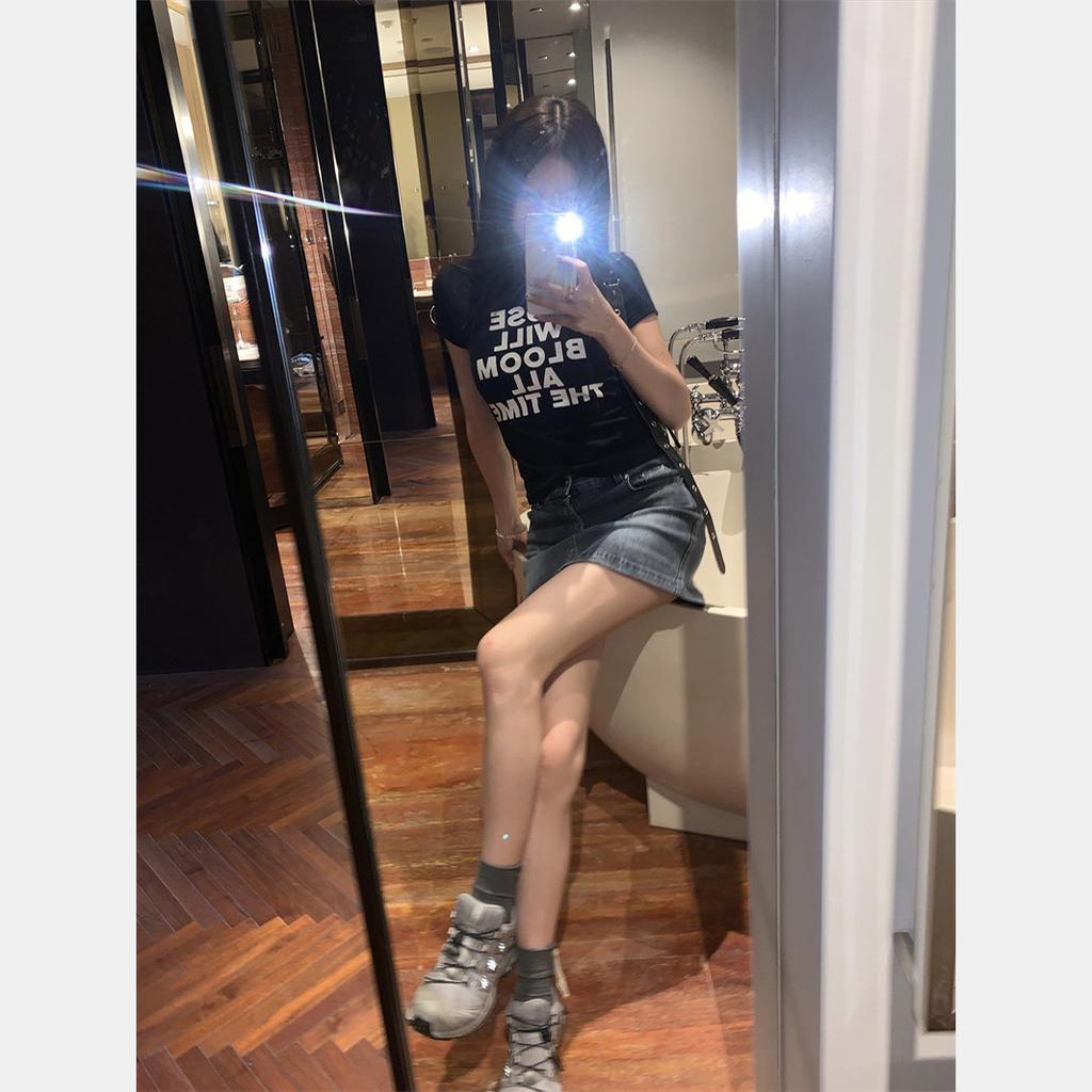 Letter Slim Short Sleeve T-Shirt Women's Spring and Summer New Korean Skinny Black Bottom Shirt